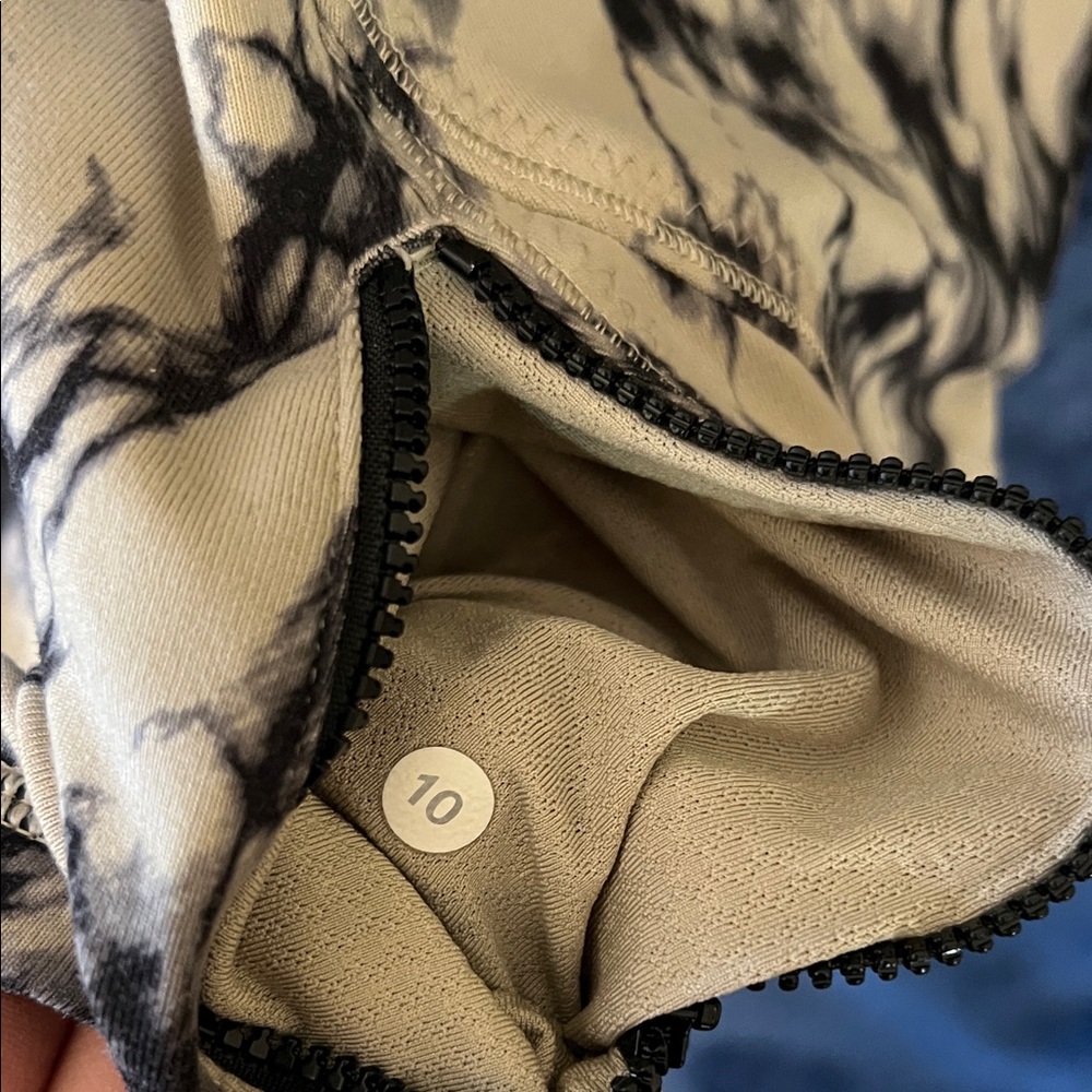 Lululemon Athletica Marble Pattern Full zip jacket - Picture 3 of 4